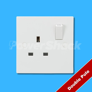 Knightsbridge Square Edge 13A 1G DP Socket