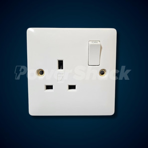 Verso 1 Gang Double Pole Switched Socket