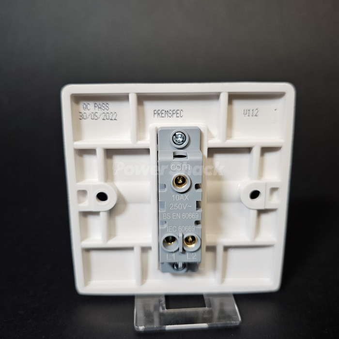 Verso 10AX 2 Way Switch