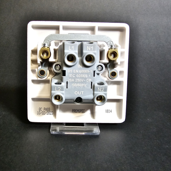 Verso 1 Gang 20A Double Pole Switch Plate