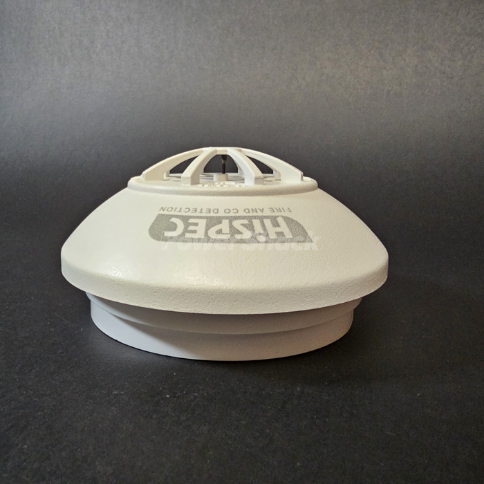 Hispec - Main Heat Detector with 9v Battery Backup