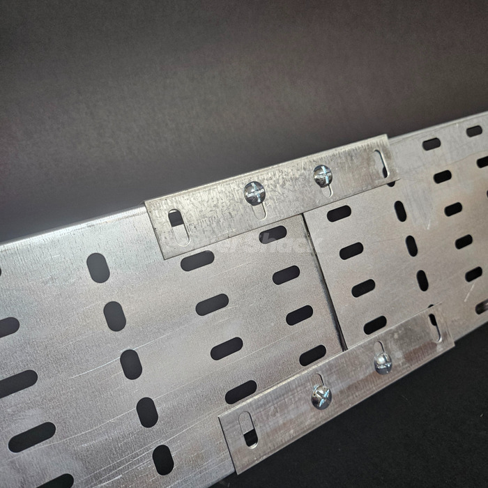 6" (150mm) Medium Duty Galv Cable Tray - 2m + Couplers