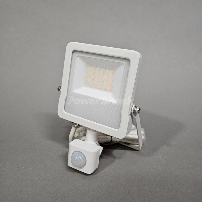 Diamond - Dunham PIR Tri Colour LED FloodLight - White