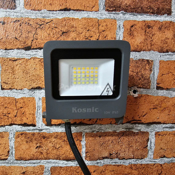 Kosnic Ventas II CCT Flood Light