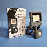 Kosnic Ventas II CCT Flood Light with PIR